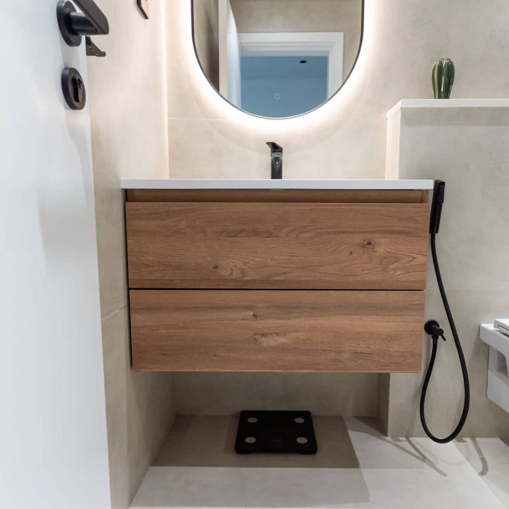 Instagram post from justspectrum. This post is in position 4.